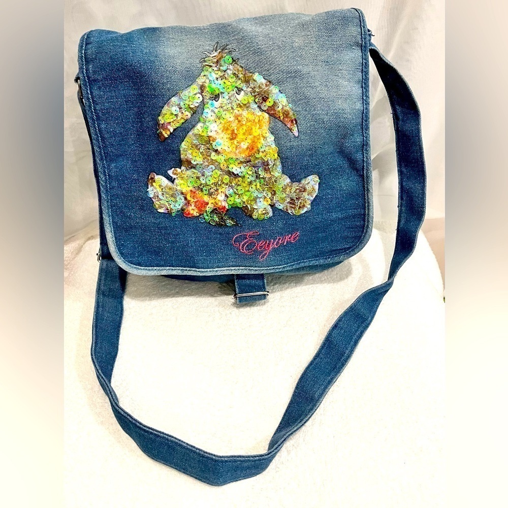 Adorable Eeyore shoulderbag Disney